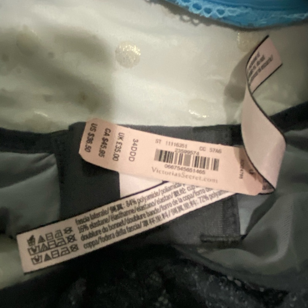Victoria’s Secret Bra 34DDD - Picture 2 of 3